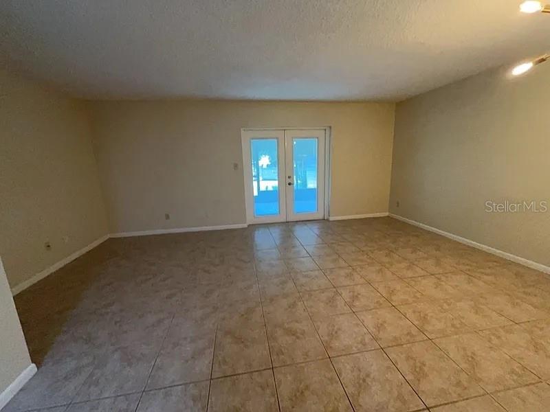 9443 LAKE LOTTA CIRCLE