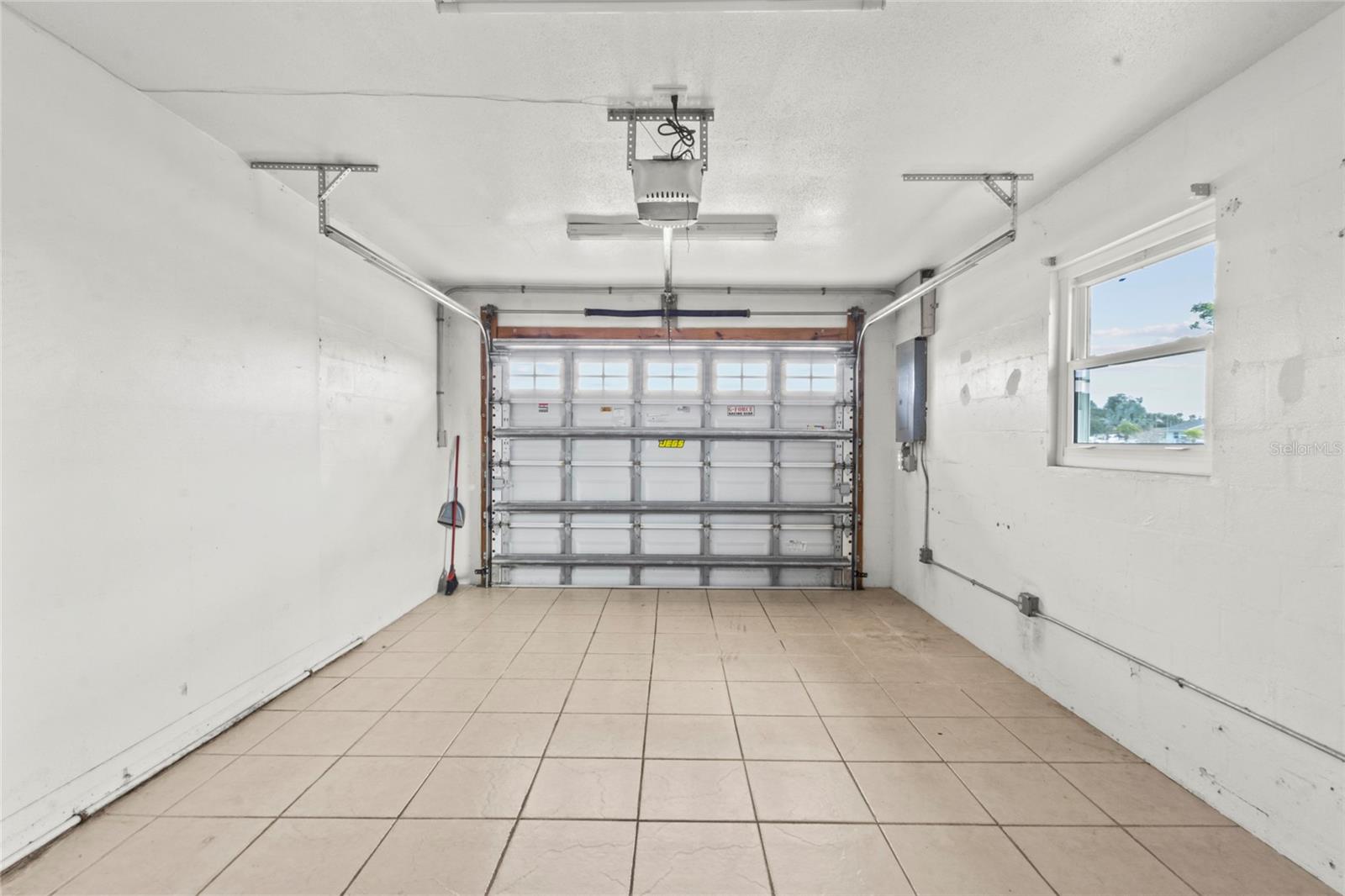 GROVE CITY TERRACE - Residential