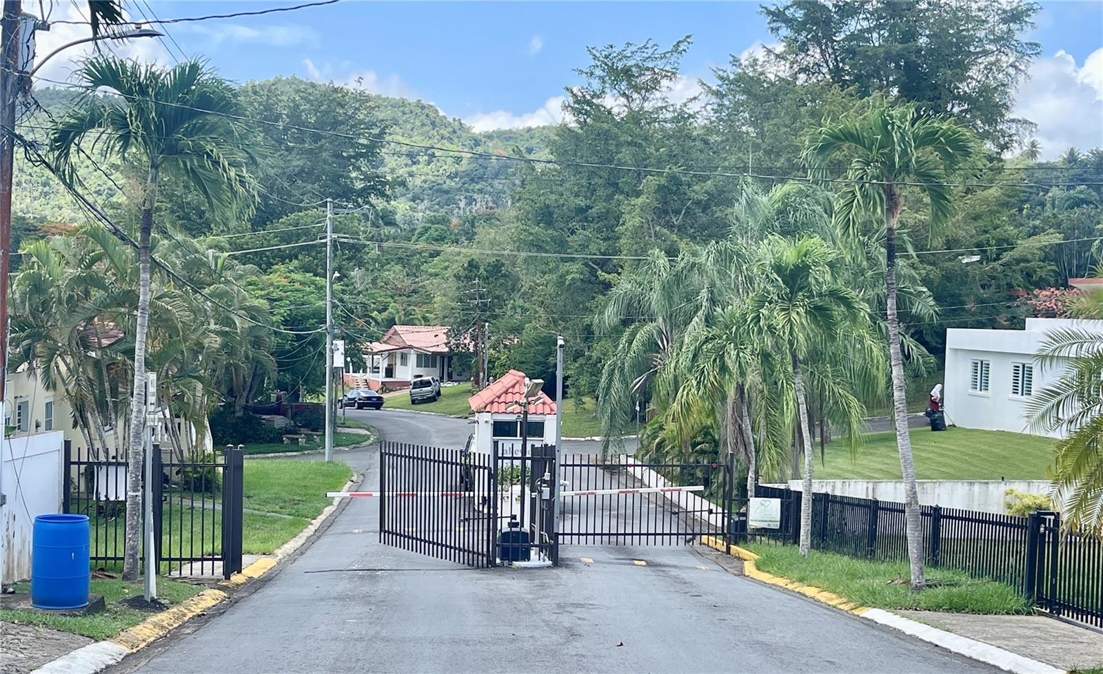 LAKE VIEW HOA - Residential