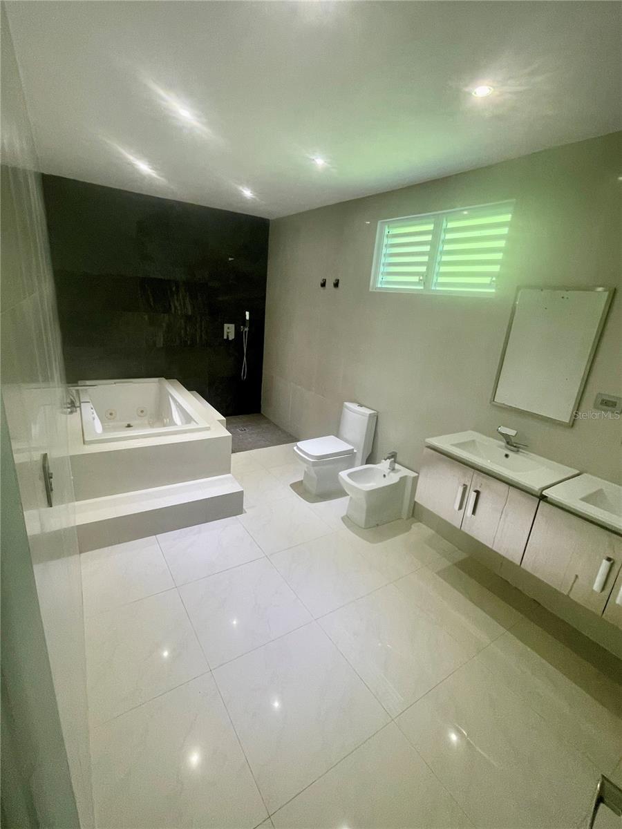 LAKE VIEW HOA - Residential