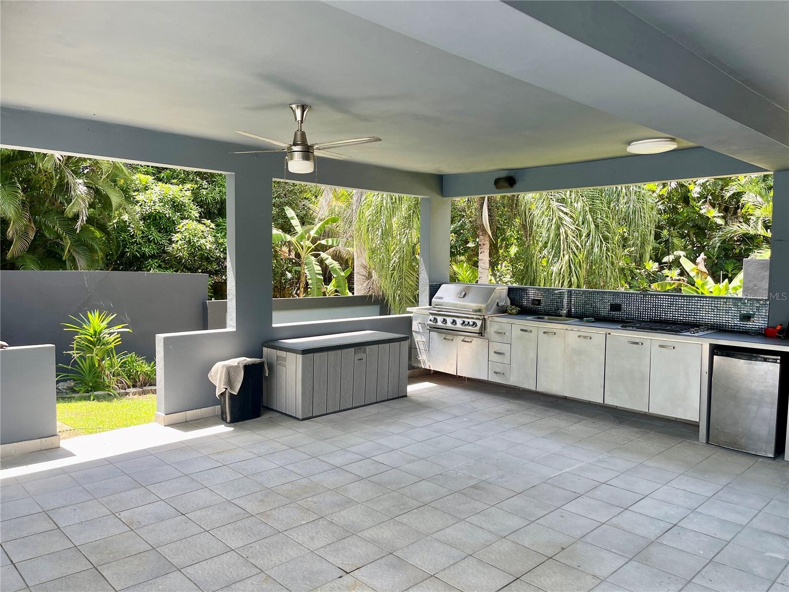 LAKE VIEW HOA - Residential