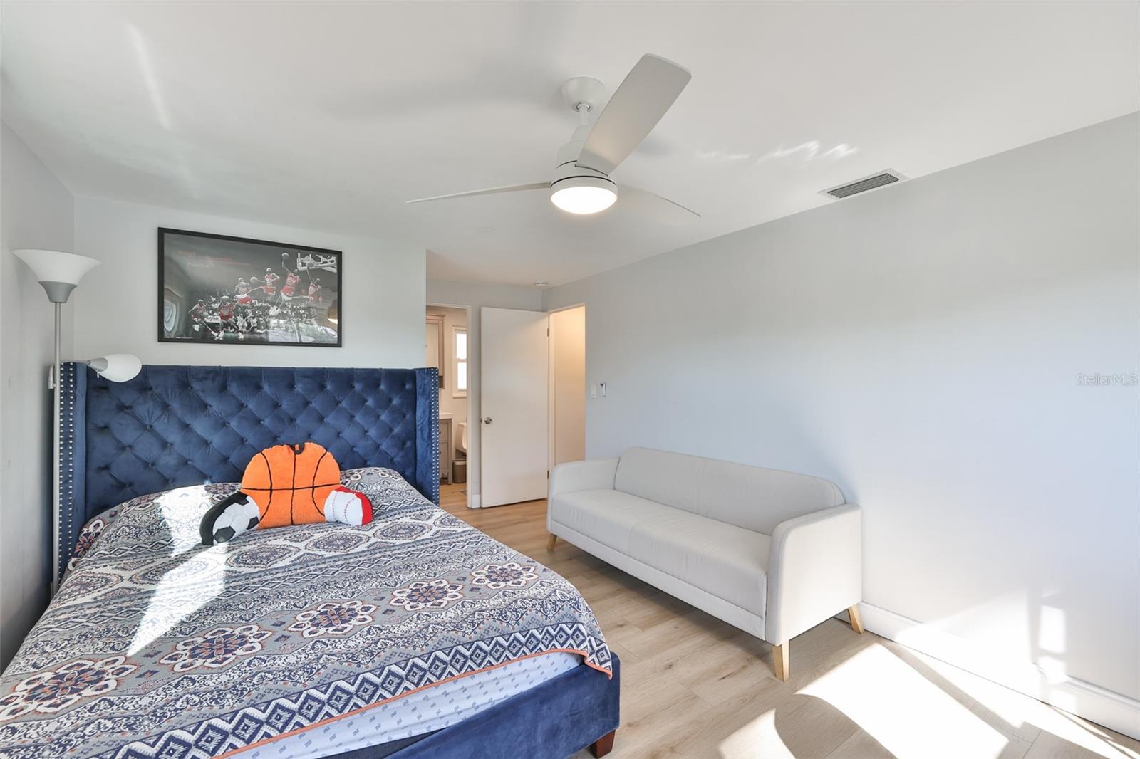 BARCLEY ESTATES - Residential