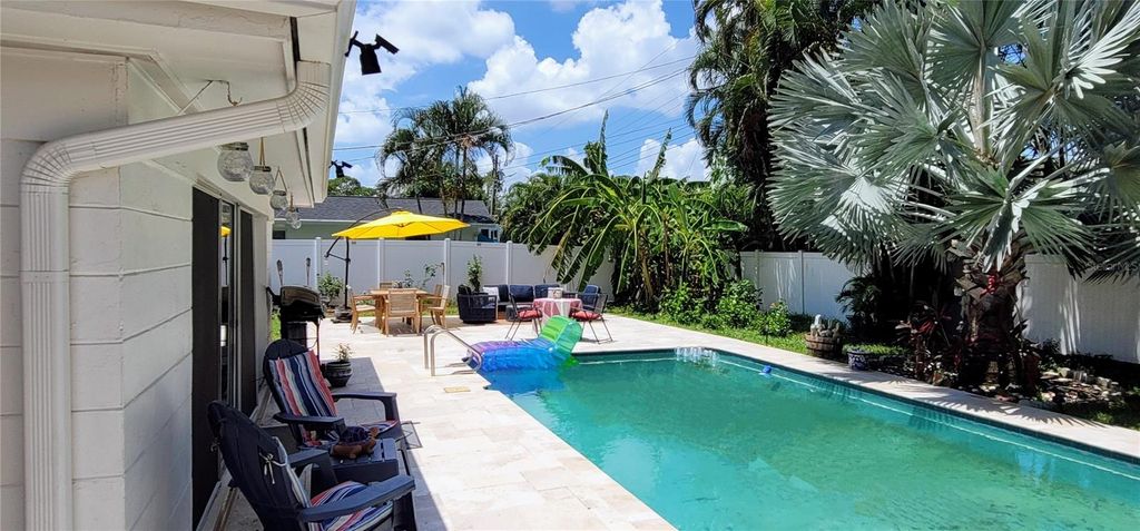 Photo of 1279 86th Avenue N, St Petersburg, FL 33702 (MLS # TB8461904)