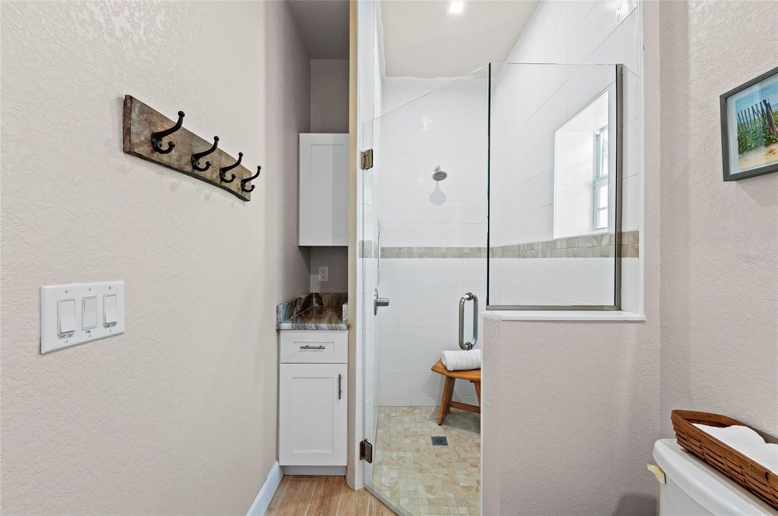 THORNTON CREEK MOTORCOACH RESIDENCE - Residential