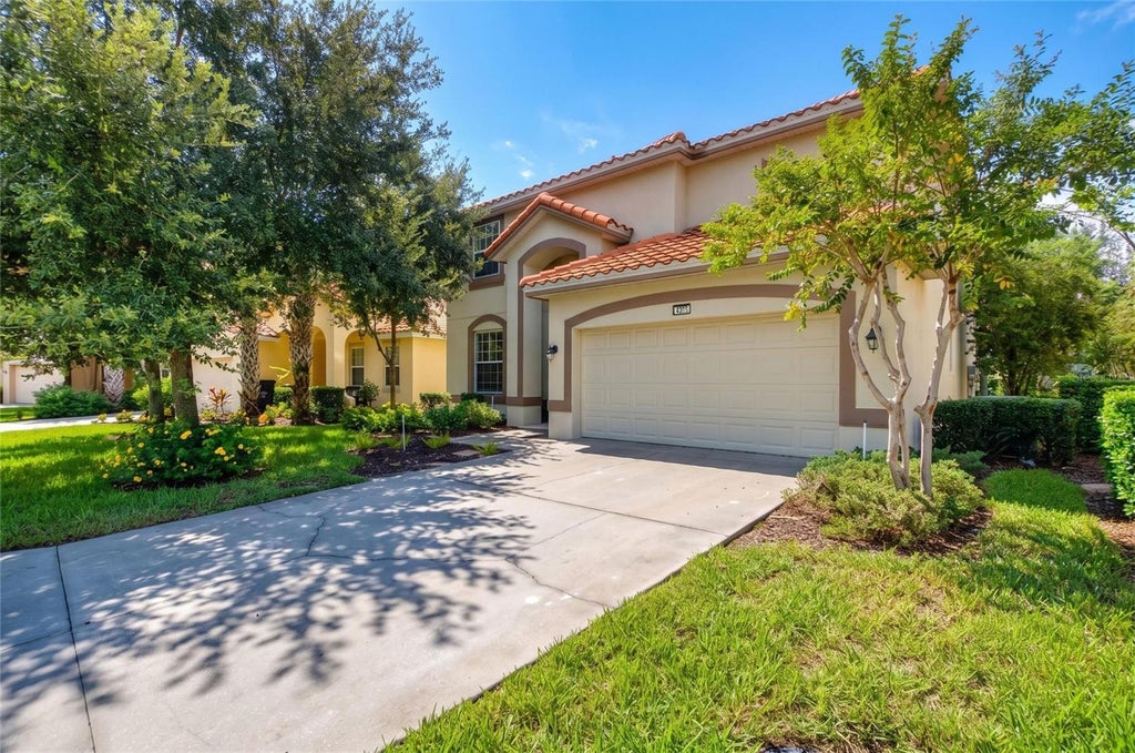 Photo of 4396 Acorn Court, Davenport, FL 33837 (MLS # O6439970)