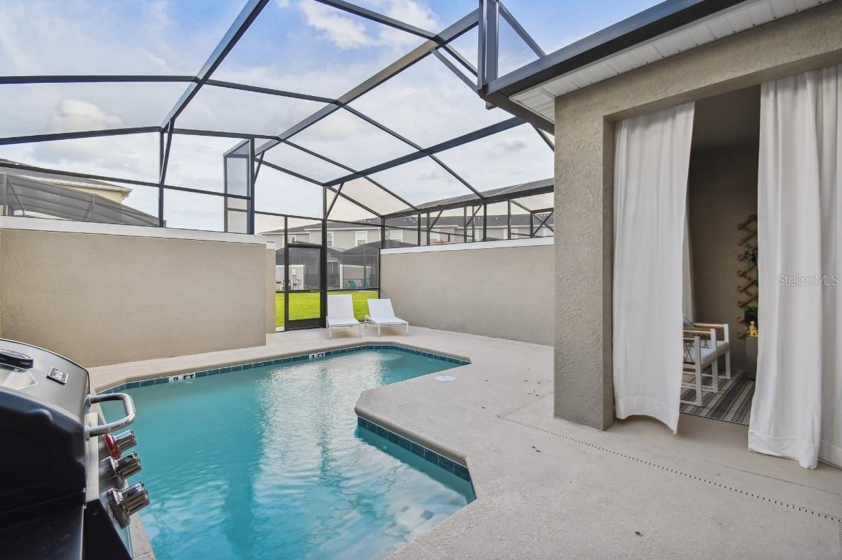 COVE AT STOREY LAKE 4 - Residential