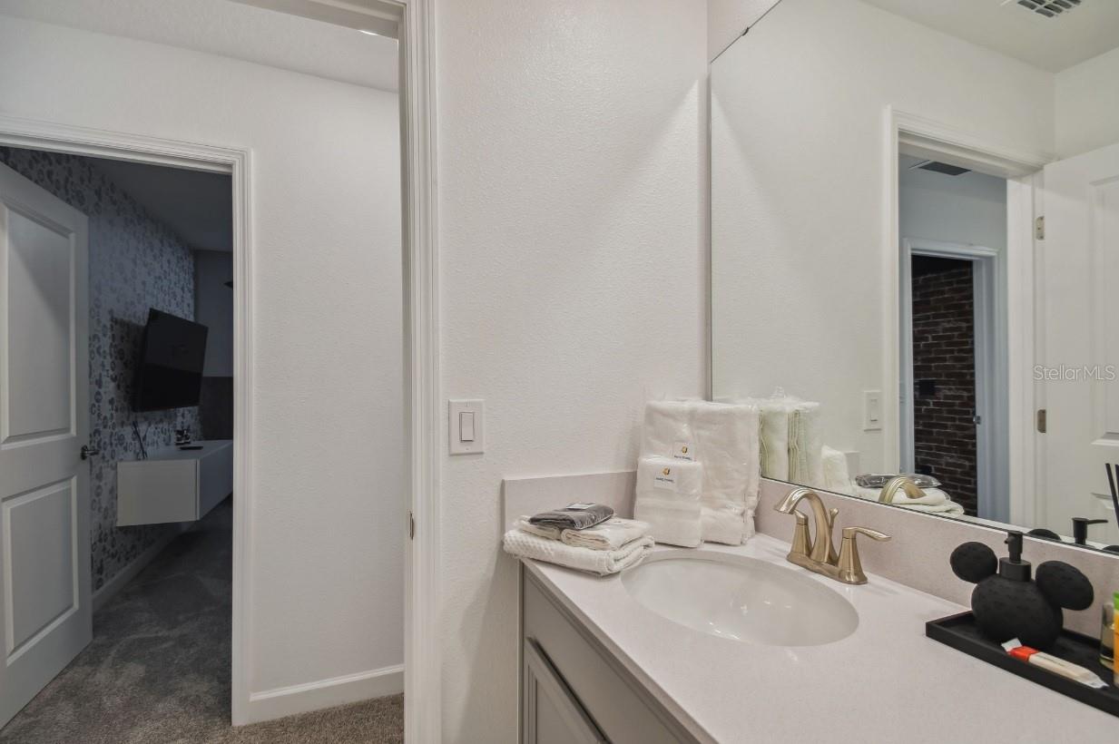 COVE AT STOREY LAKE 4 - Residential