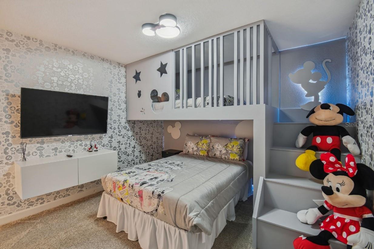 COVE AT STOREY LAKE 4 - Residential