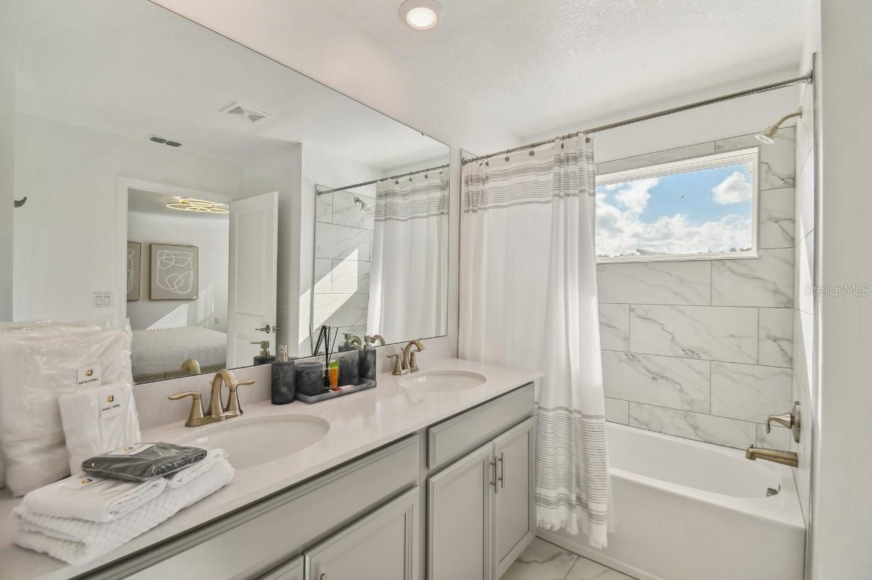 COVE AT STOREY LAKE 4 - Residential