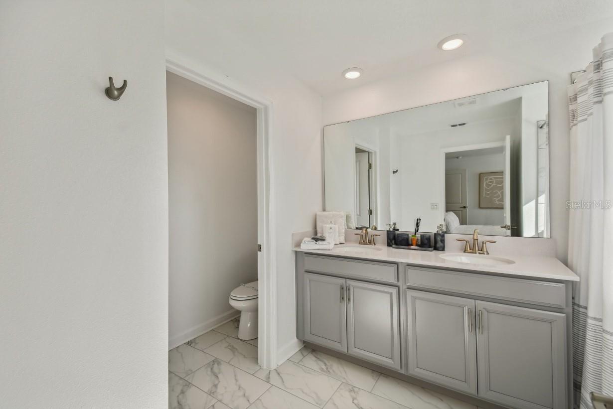 COVE AT STOREY LAKE 4 - Residential