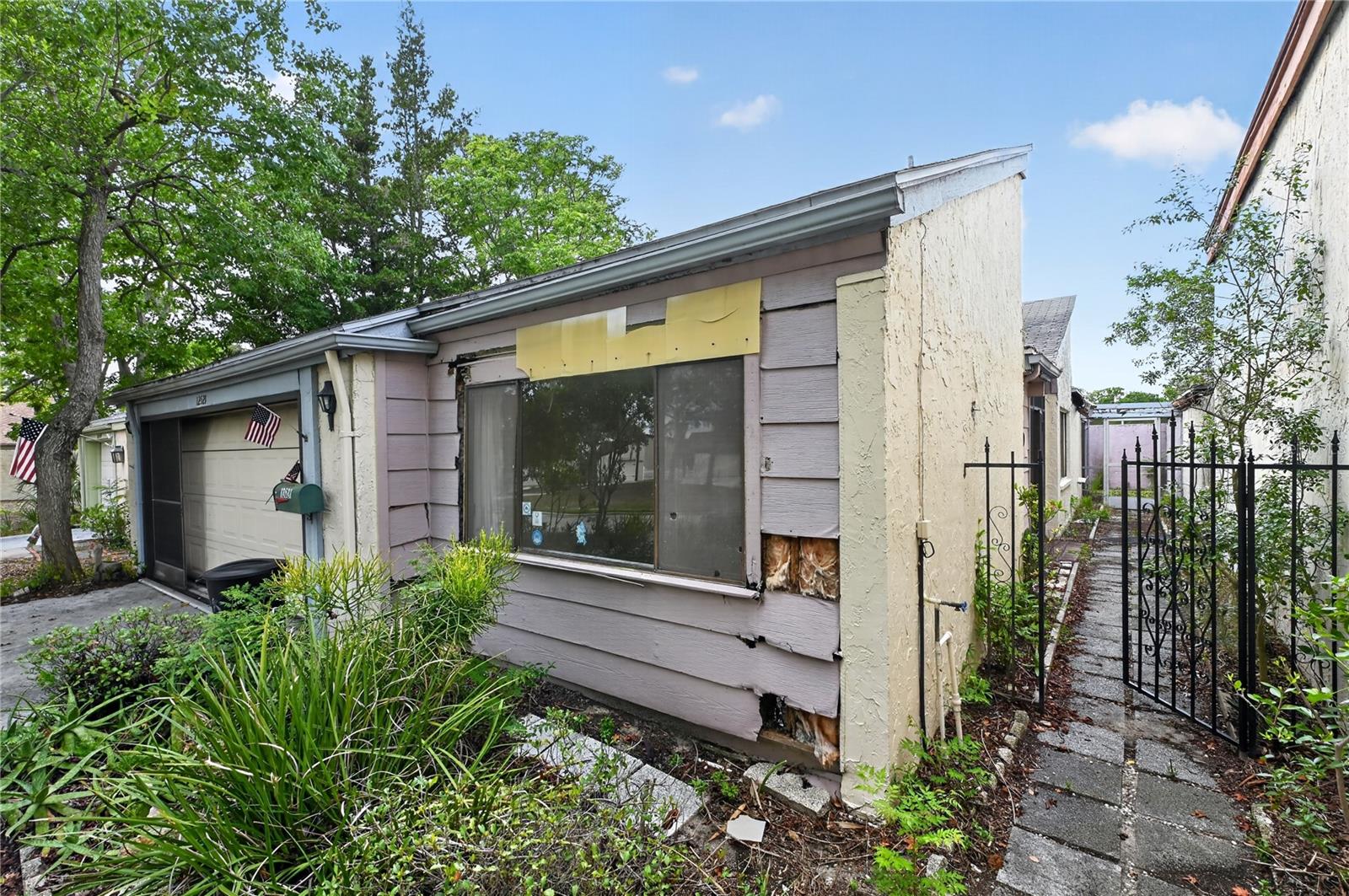 12521 MERRY LANE
