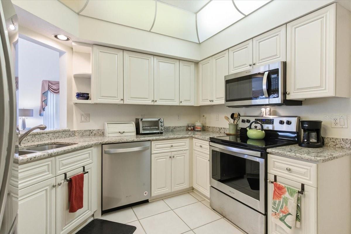 FAIRWAY GARDENS AT TARA - Residential