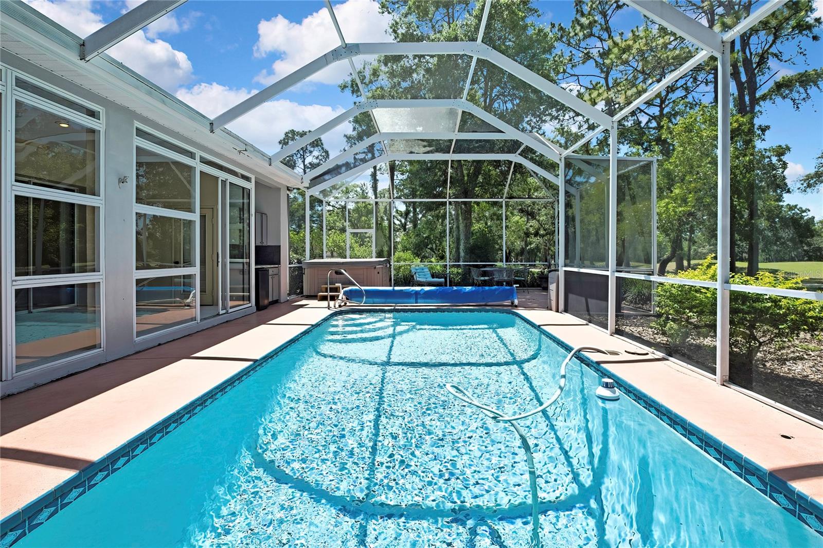 6 STRAWOOD POINT