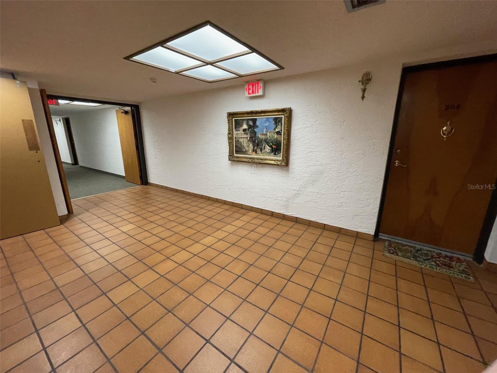 2591 COUNTRYSIDE BOULEVARD 5203