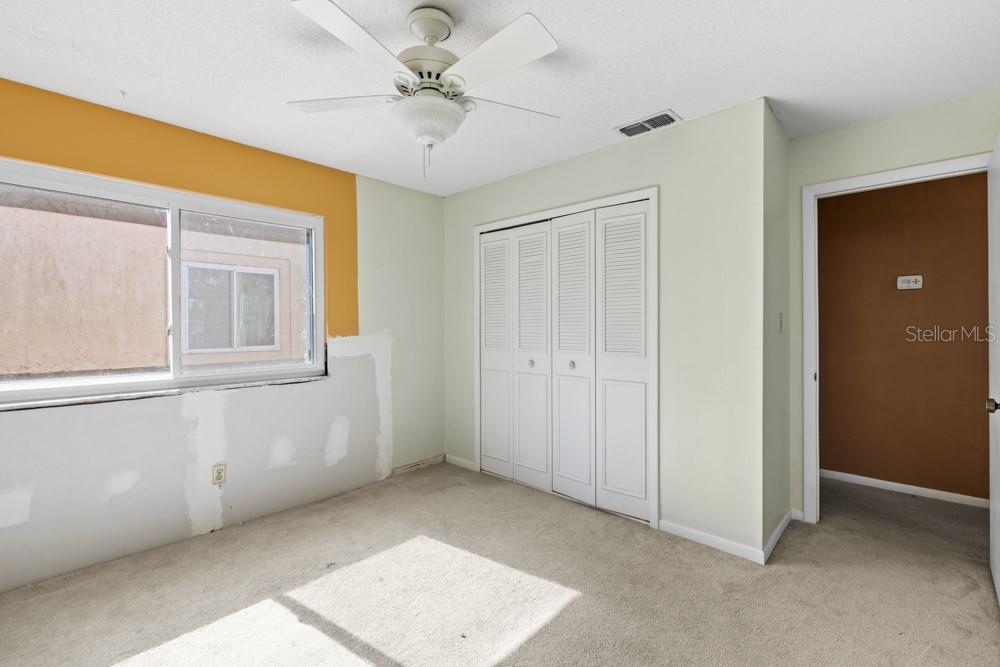 GRANADA TOWN HOMES AT SANORA - Residential