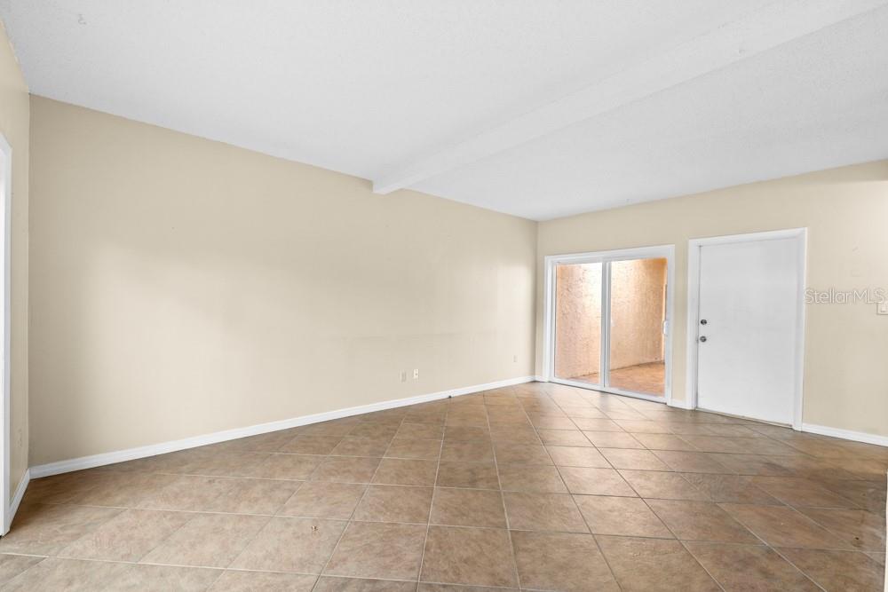 GRANADA TOWN HOMES AT SANORA - Residential