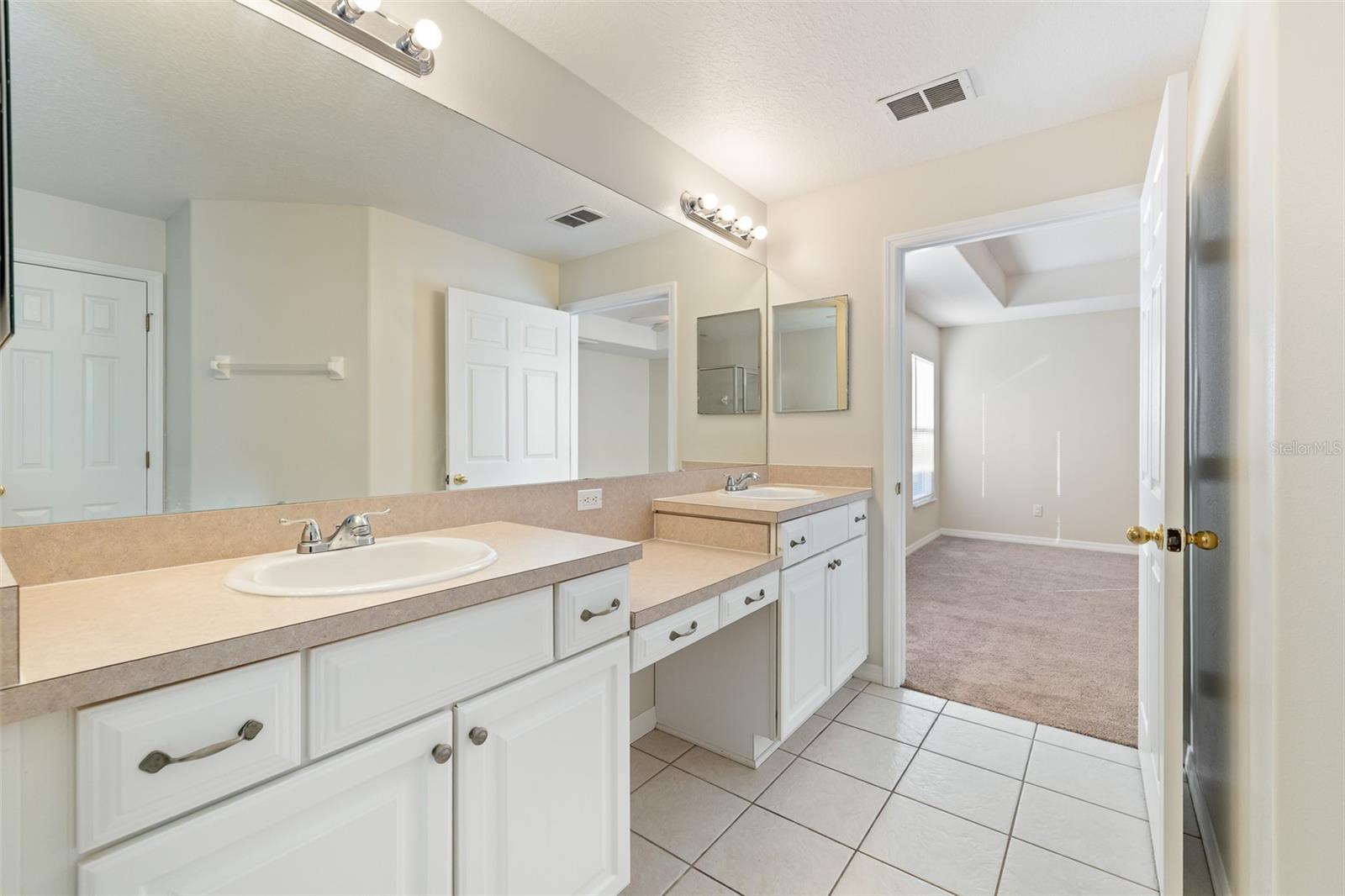 OSPREY POINTE - Residential