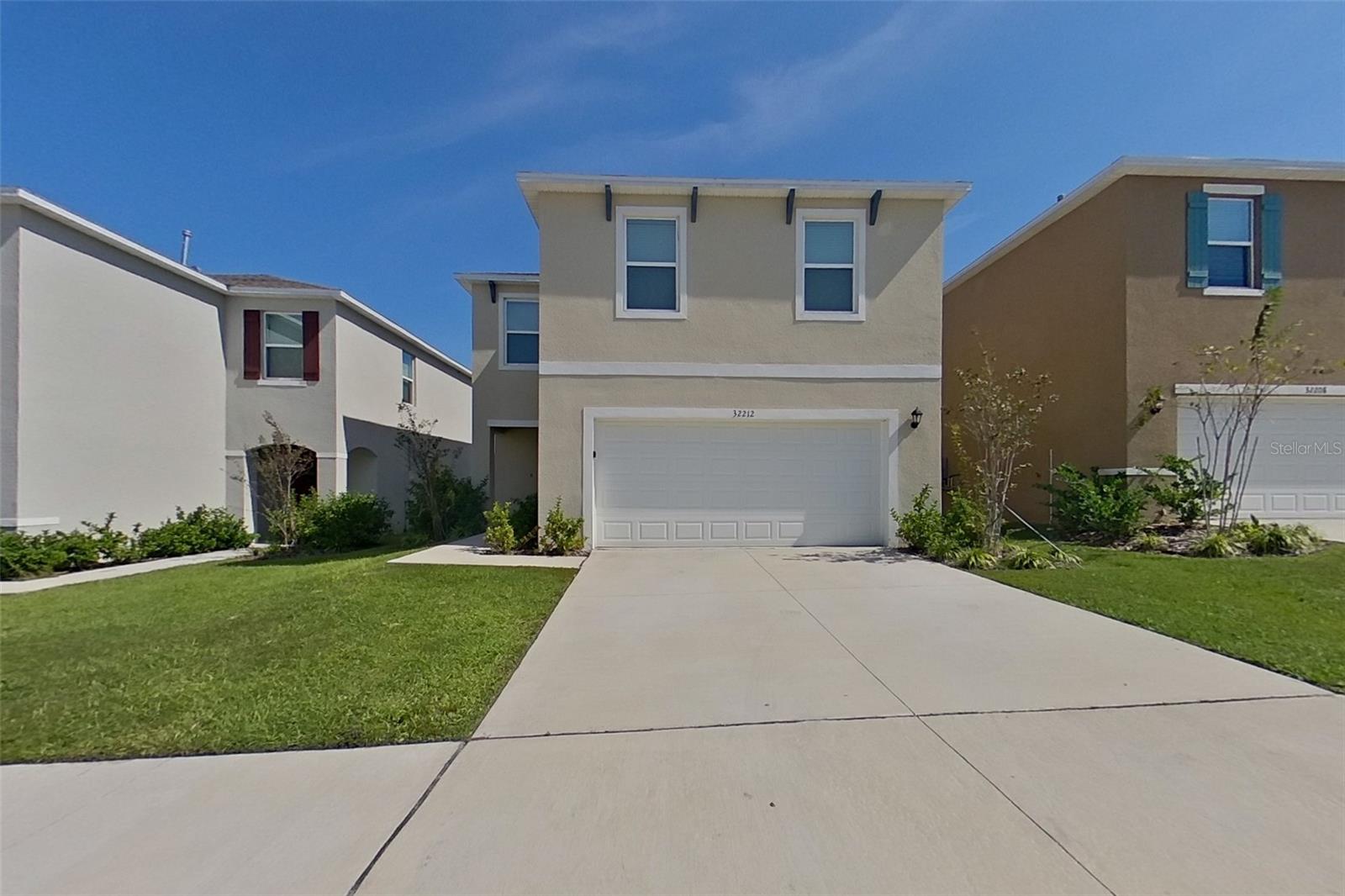 LAKE GRIFFIN RESERVE - Residential Lease