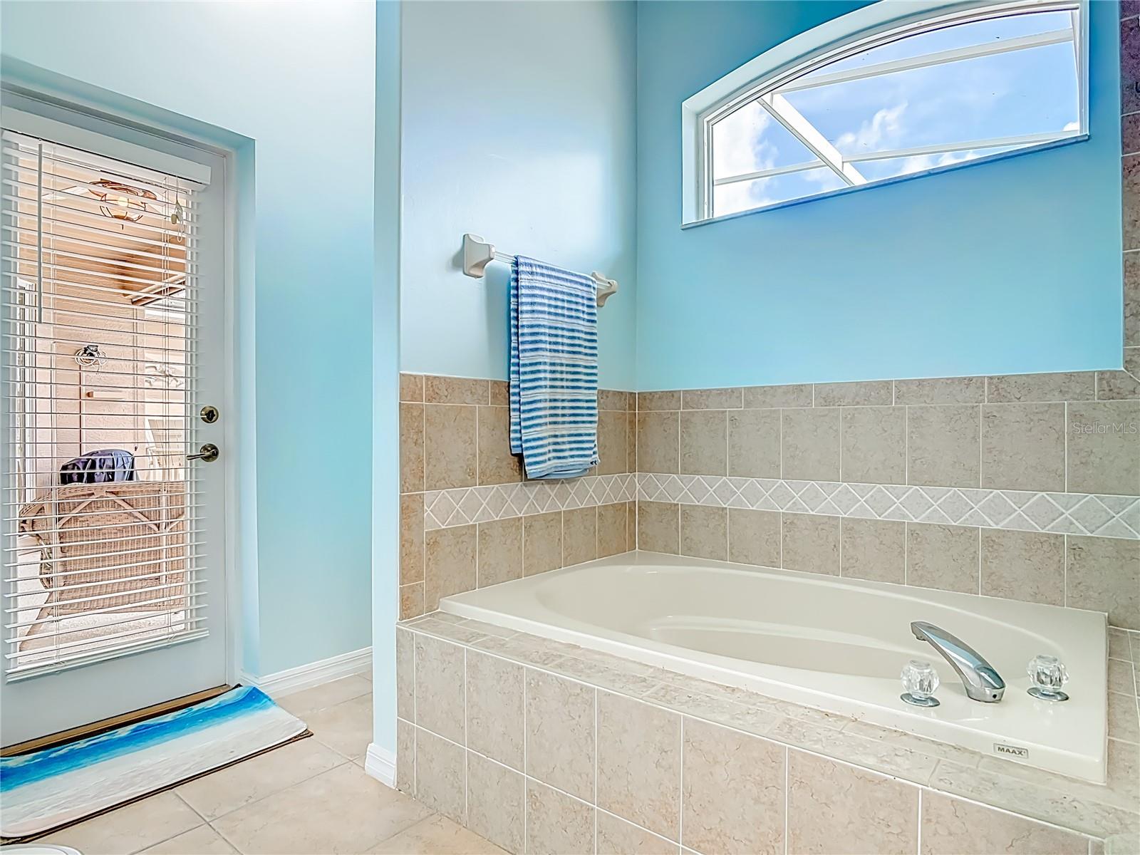 ASHTON LAKES PH I CYPRESS HEAD - Residential