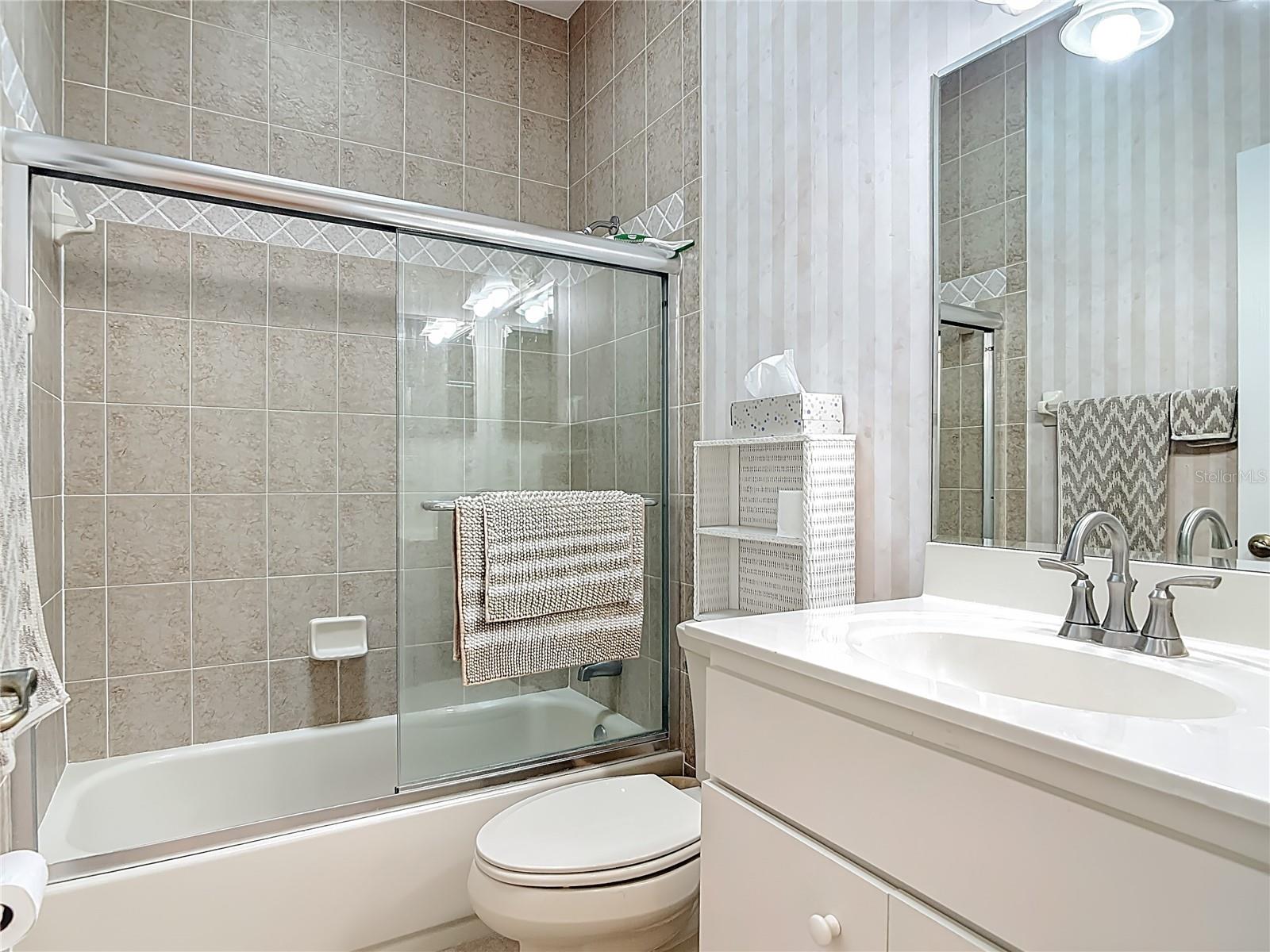ASHTON LAKES PH I CYPRESS HEAD - Residential