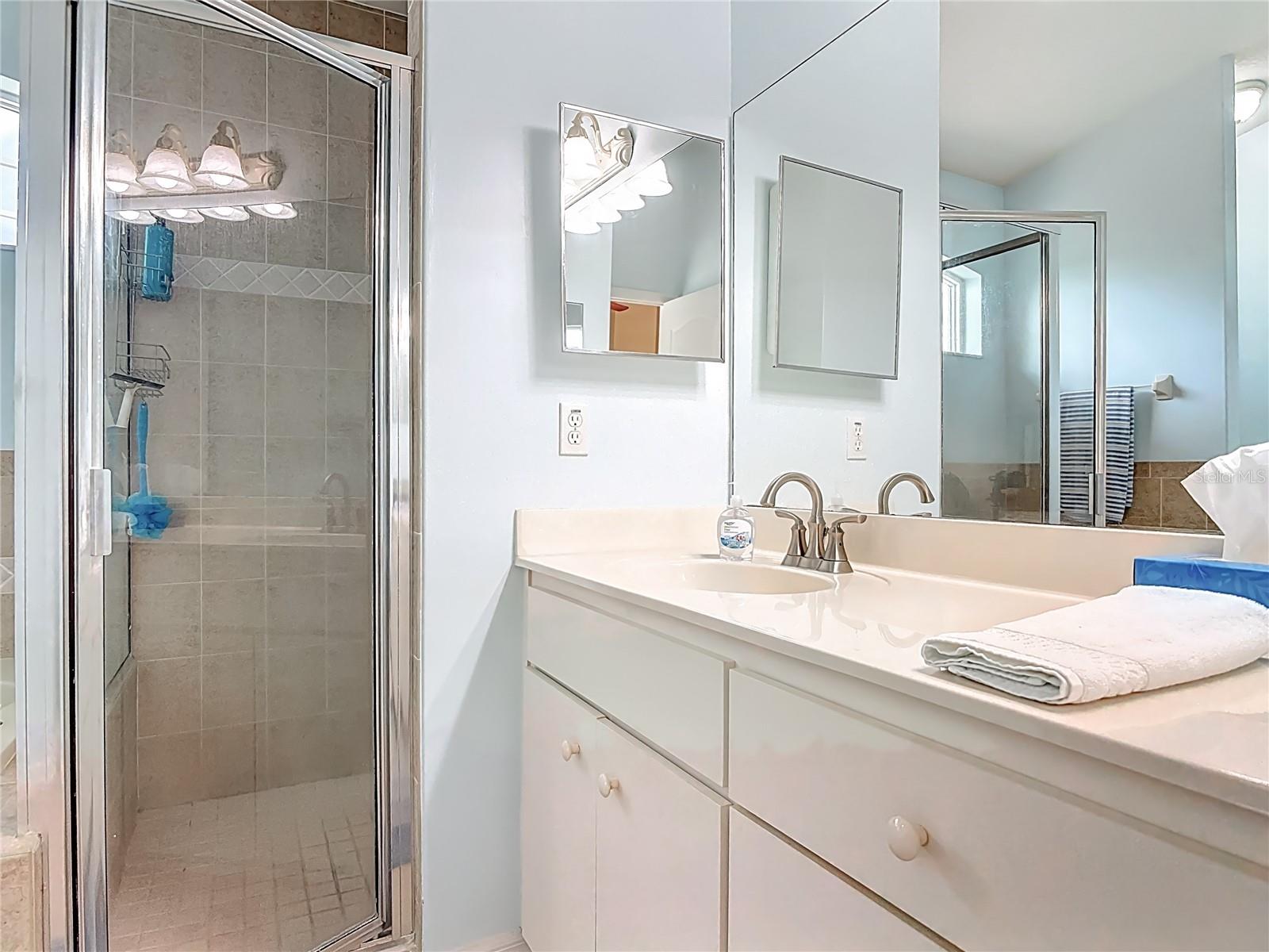 ASHTON LAKES PH I CYPRESS HEAD - Residential