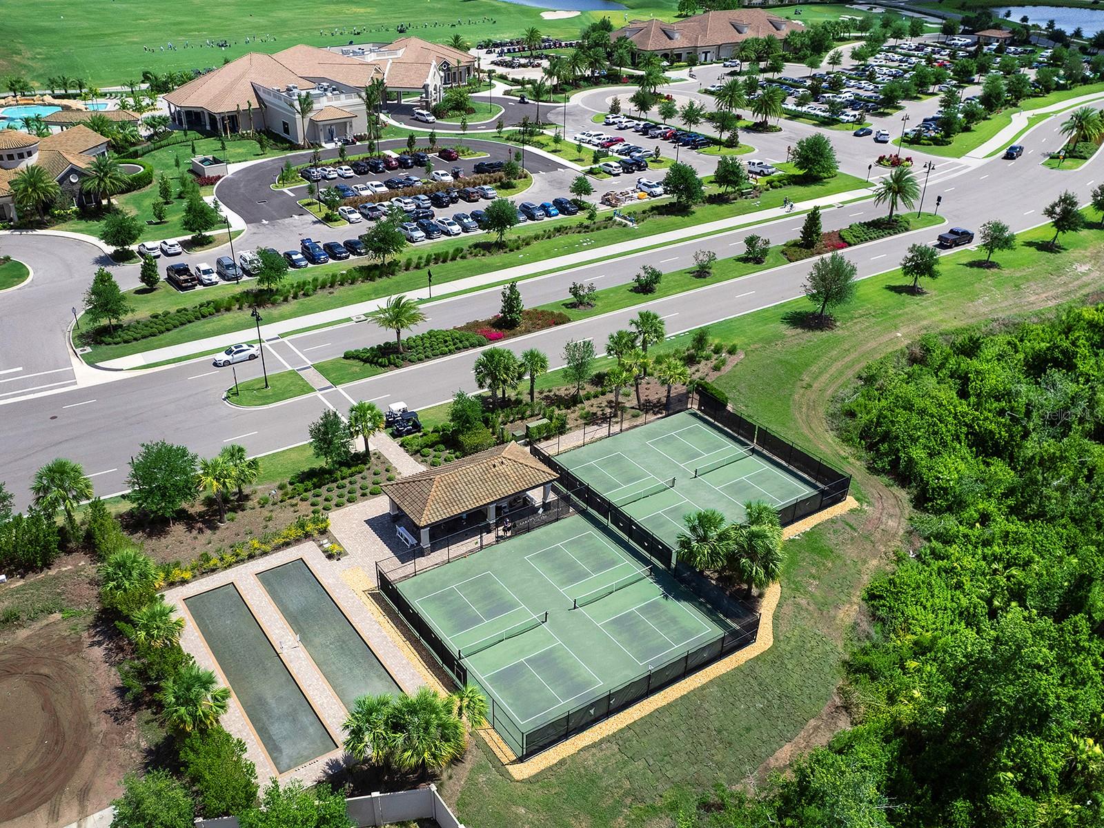 LAKEWOOD NATIONAL - Residential