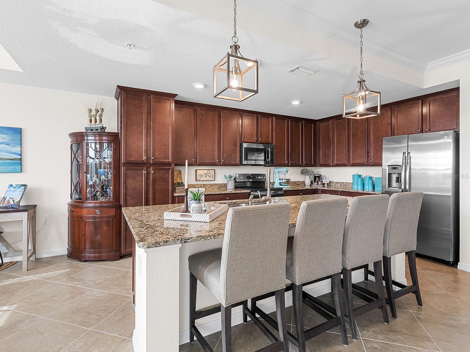 LAKEWOOD NATIONAL - Residential