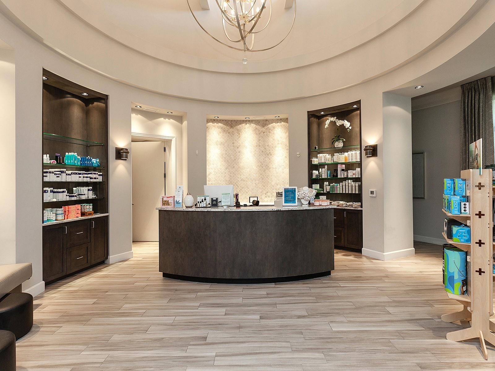 LAKEWOOD NATIONAL - Residential