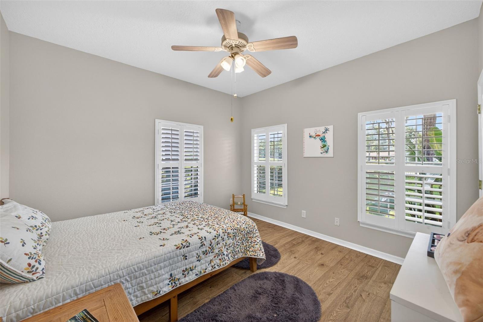 MOUNT PLYMOUTH - Residential