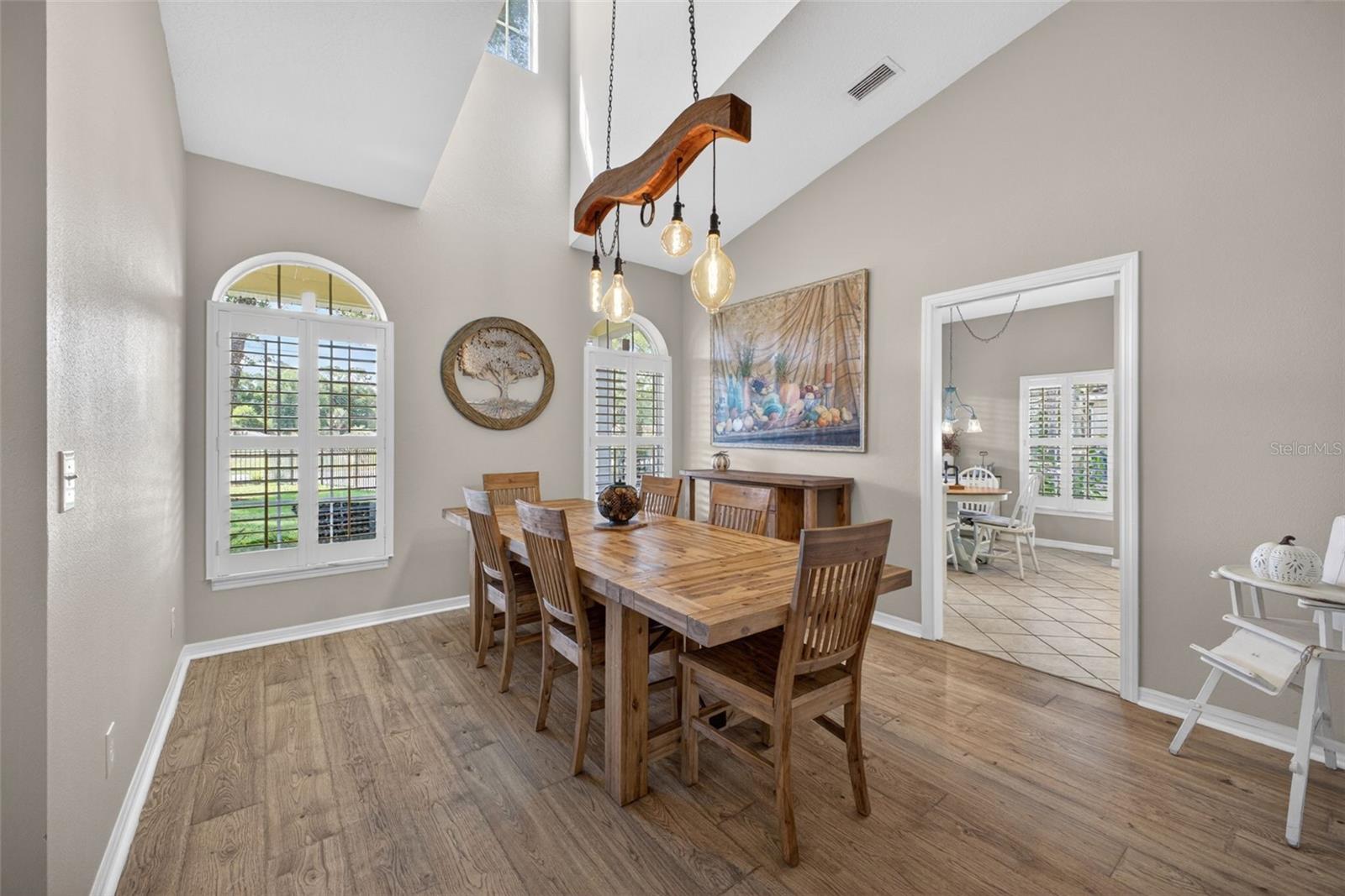 MOUNT PLYMOUTH - Residential