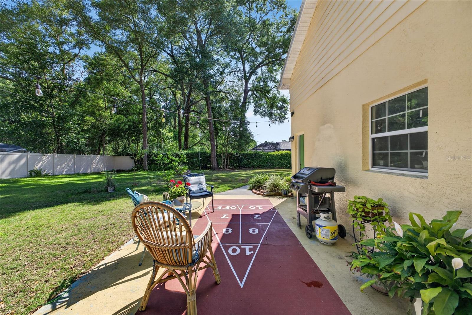 MOUNT PLYMOUTH - Residential