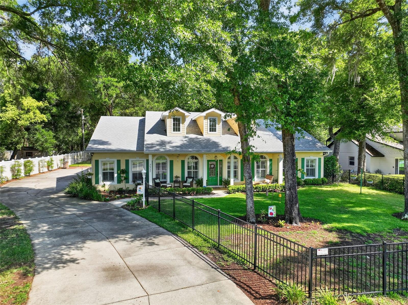 MOUNT PLYMOUTH - Residential