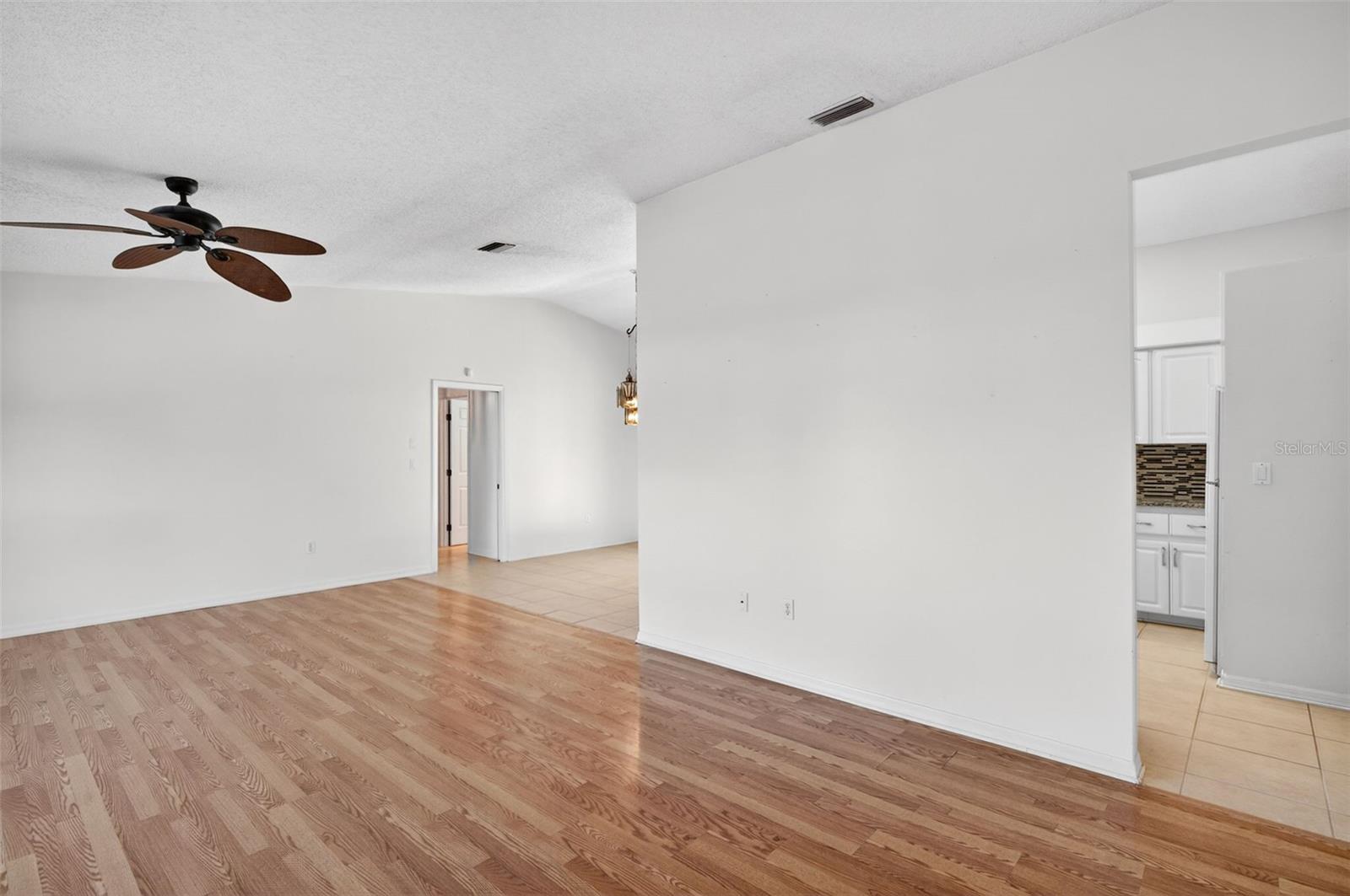 1052 SHEEHAN BOULEVARD