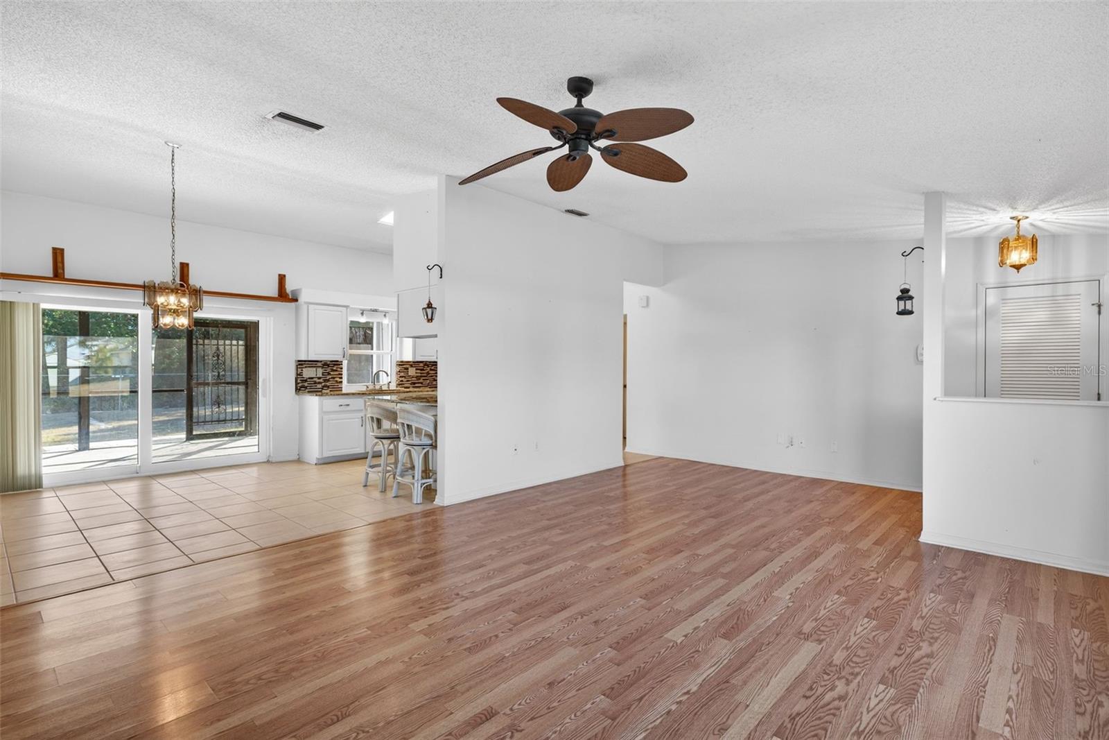 1052 SHEEHAN BOULEVARD