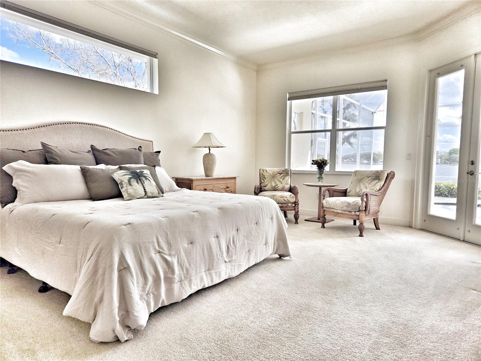 SWANN LAKE - Residential