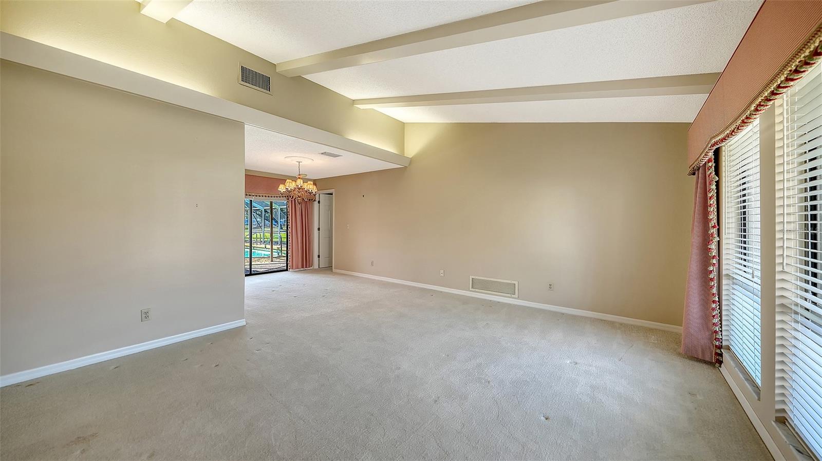 3722 PRAIRIE DUNES DRIVE