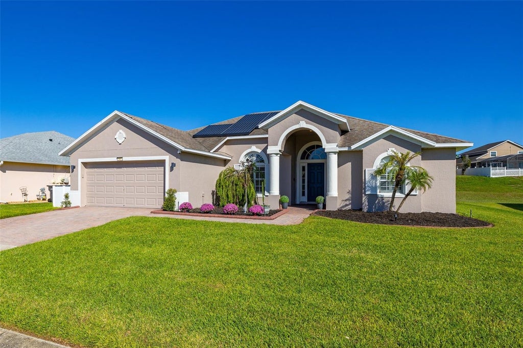 Photo of 543 Dolcetto Drive, Davenport, FL 33897 (MLS # S5160417)