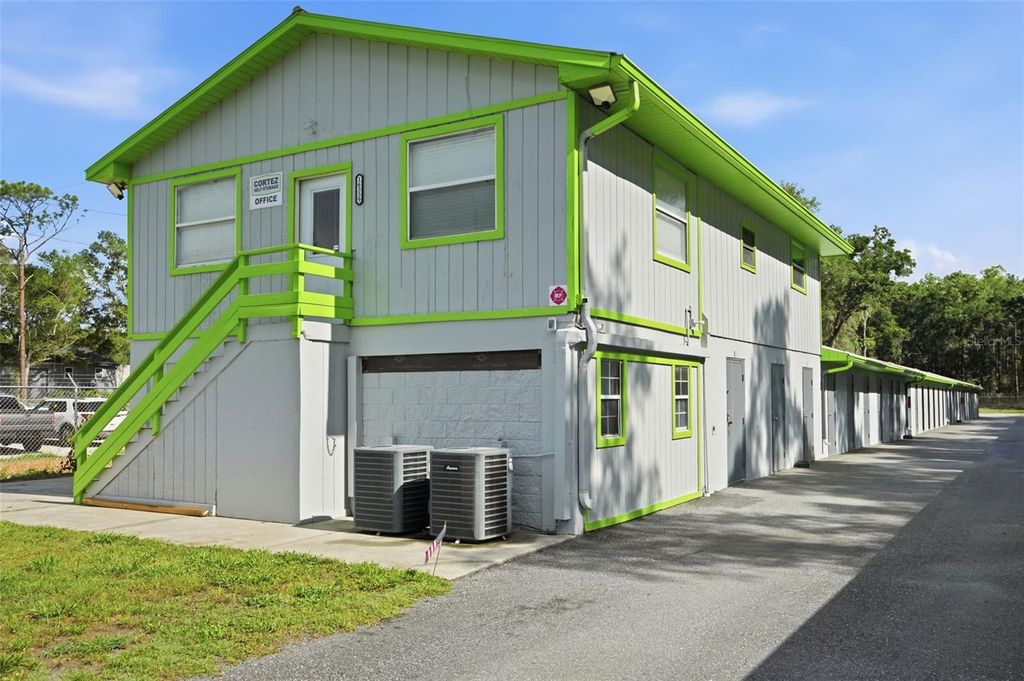 Photo of 16331 Cortez Boulevard, Brooksville, FL 34601 (MLS # W7885782)