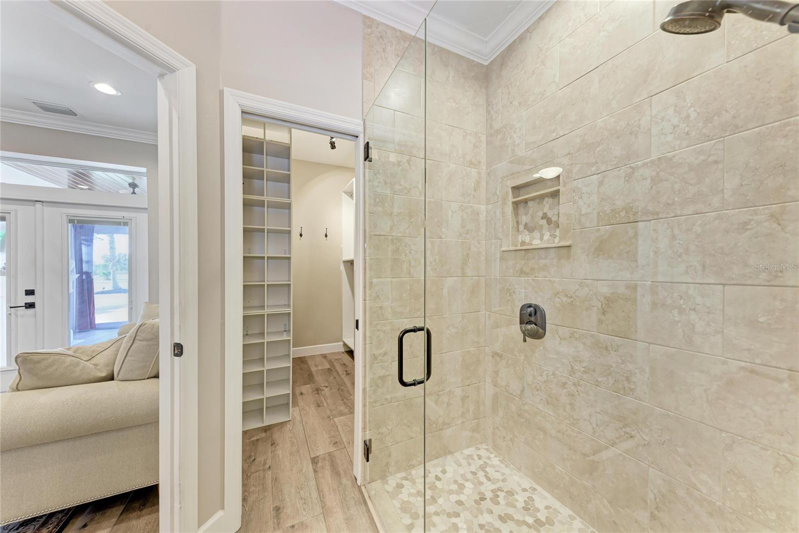 THORNTON CRK MOTORCOACH RESIDENCE - Residential