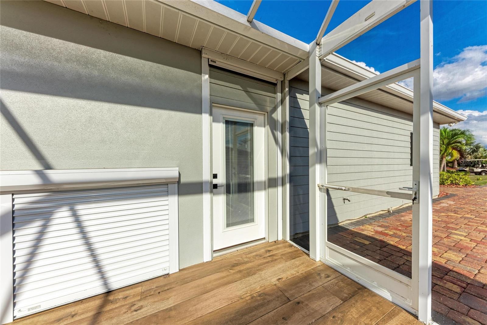 THORNTON CRK MOTORCOACH RESIDENCE - Residential