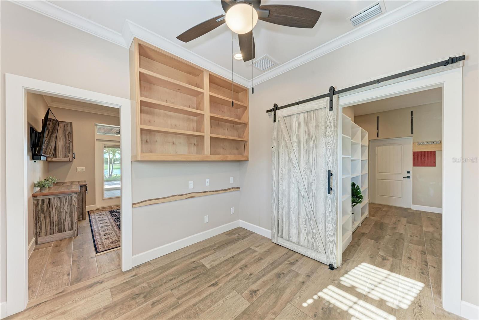 THORNTON CRK MOTORCOACH RESIDENCE - Residential