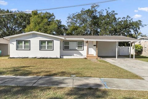 Photo of 434 Ventura Avenue, Orlando, FL 32805 (MLS # O6377264)