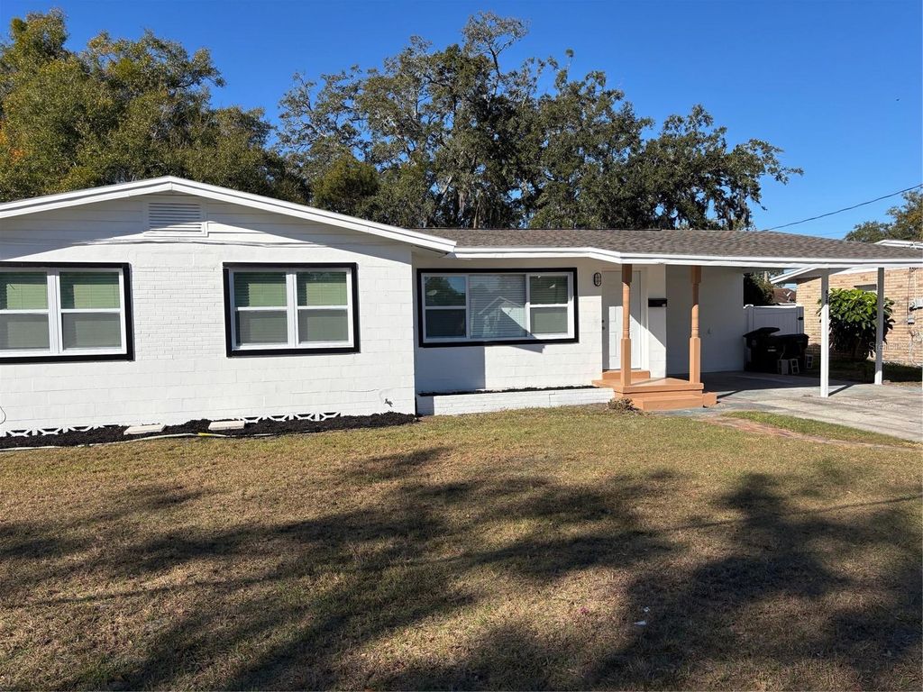 Photo of 434 Ventura Avenue, Orlando, FL 32805 (MLS # O6377264)