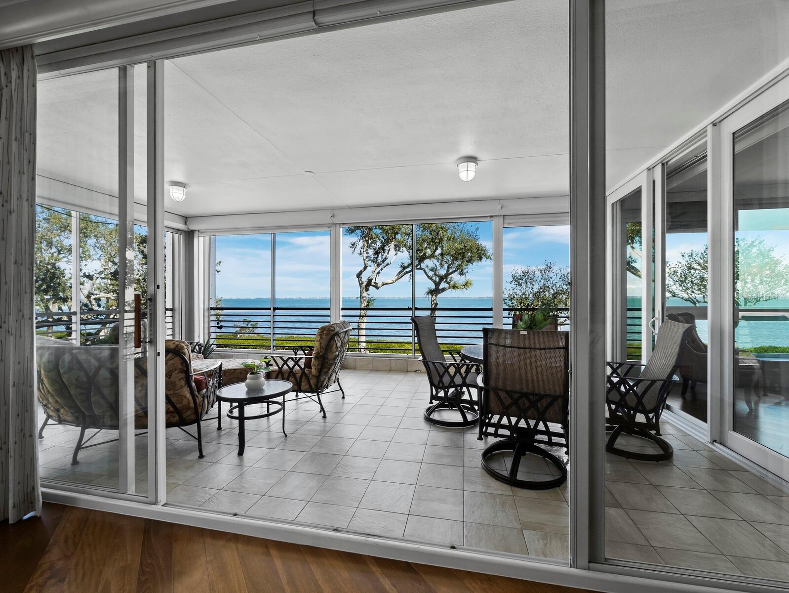 2410 HARBOURSIDE DRIVE 121