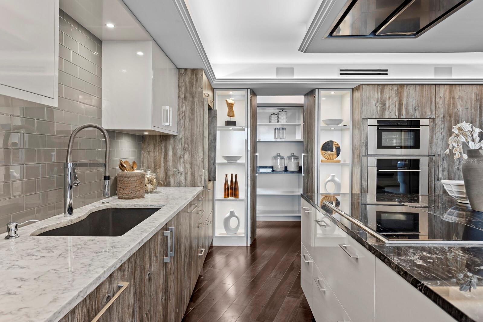 MONTE CARLO TOWERS A CONDOMINI - Residential