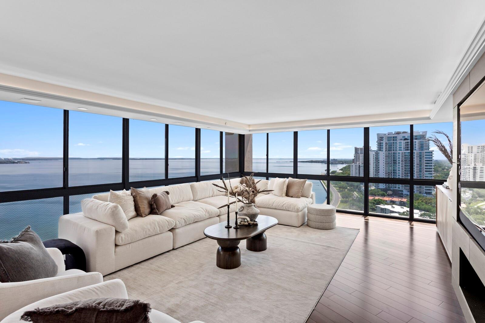 MONTE CARLO TOWERS A CONDOMINI - Residential