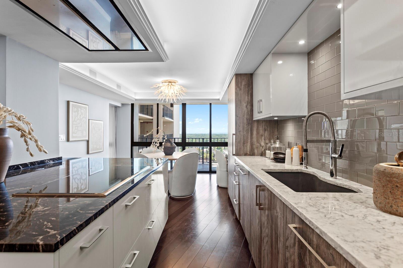 MONTE CARLO TOWERS A CONDOMINI - Residential