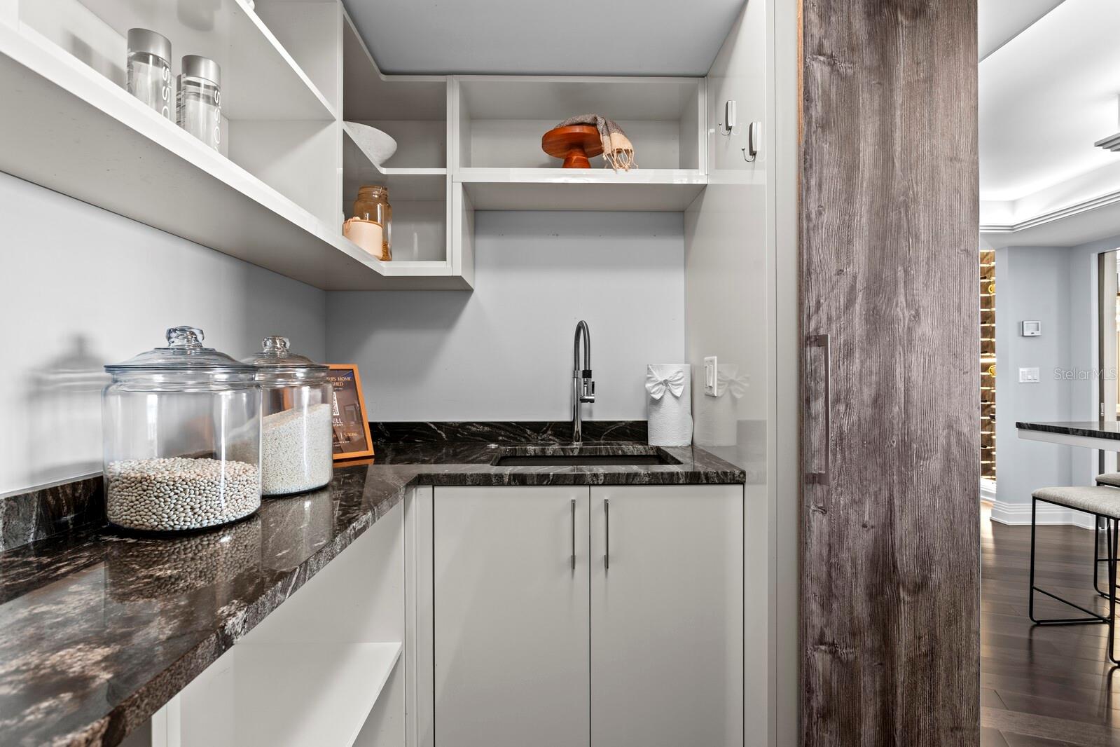 MONTE CARLO TOWERS A CONDOMINI - Residential