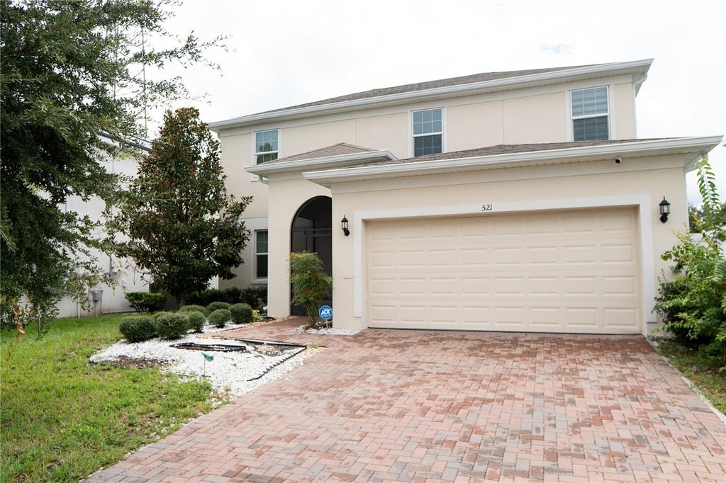 Photo of 521 Sapphire Drive, Davenport, FL 33837 (MLS # O6443374)