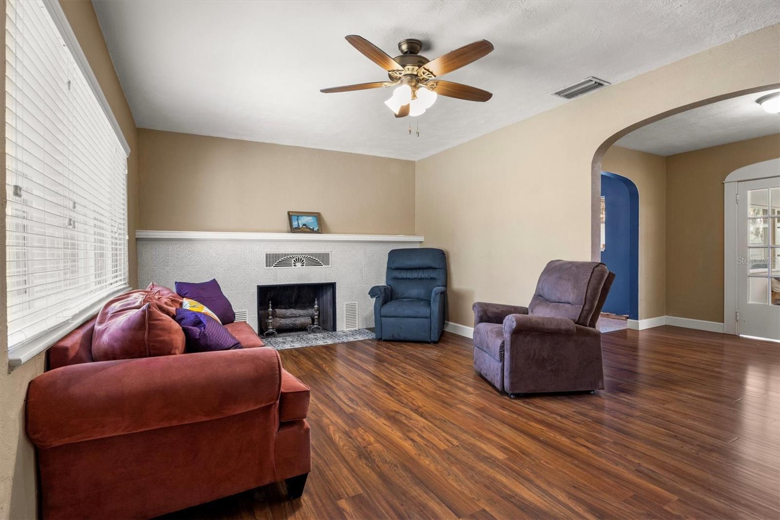 545 PRADO PLACE